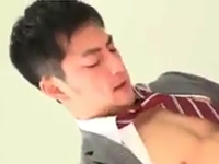 つい誘惑したくなるイケメン部下と応接室でエッチ